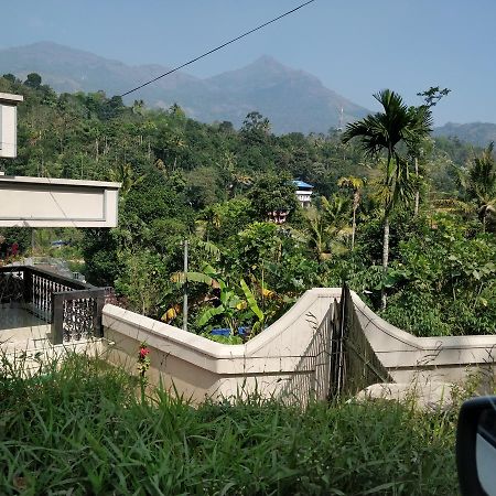 River View Inn Munnar Buitenkant foto