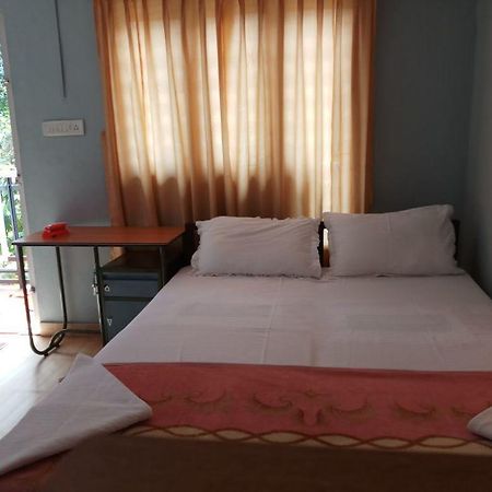 River View Inn Munnar Buitenkant foto